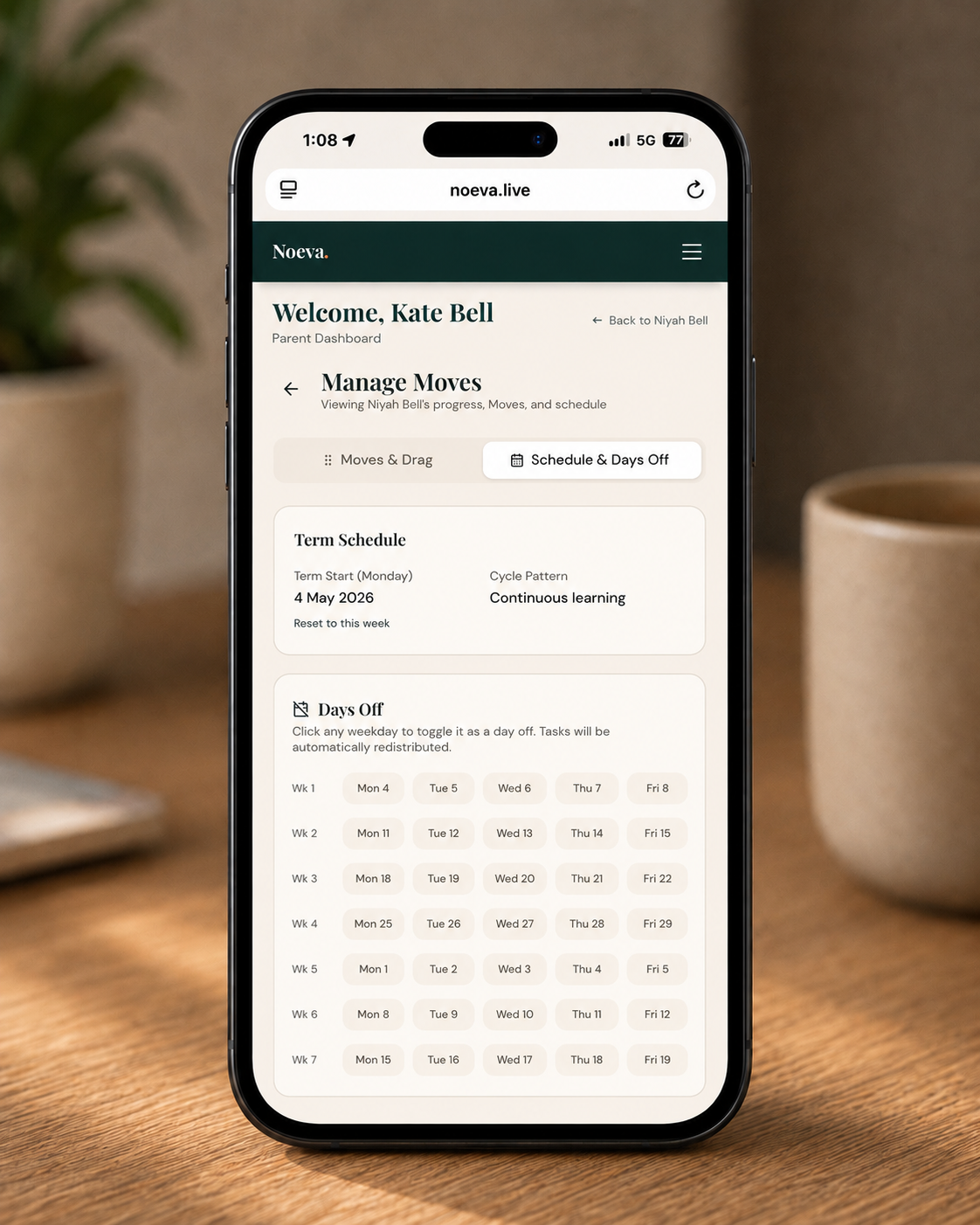 Schedule & days off — Noeva Parent Portal screenshot